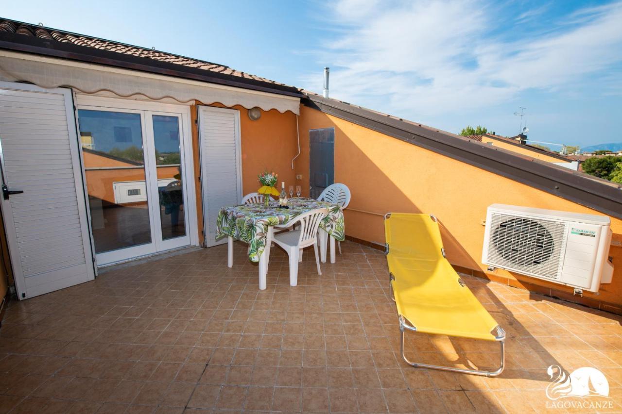 Appartamento Garden Ville Sirmione Exterior foto