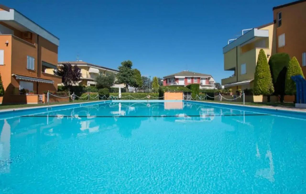 Appartamento Garden Ville Sirmione Exterior foto