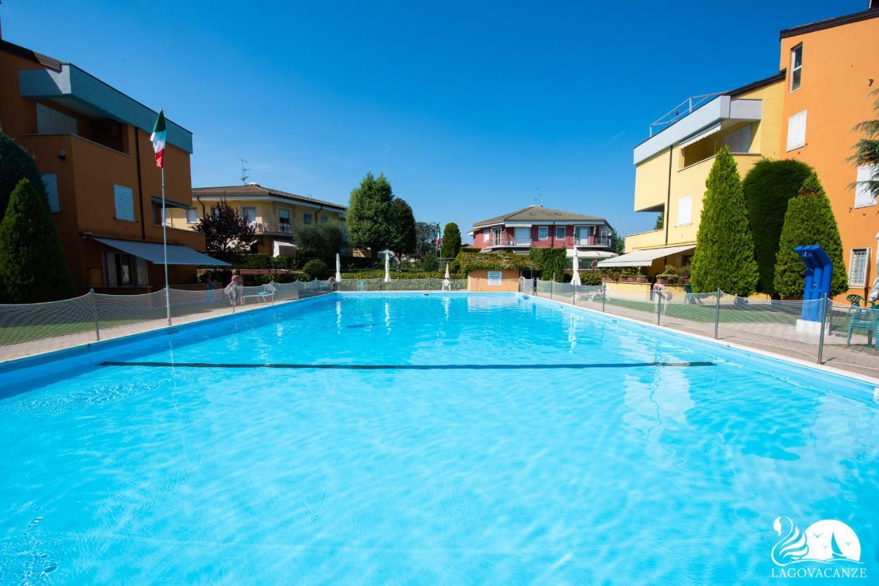 Appartamento Garden Ville Sirmione Exterior foto